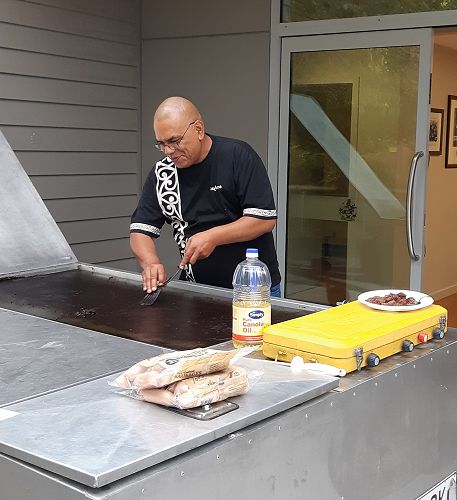 Mr John Unahi (Reremaia and Rongomai's father)