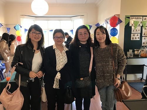 Students mothers enjoying an evening together