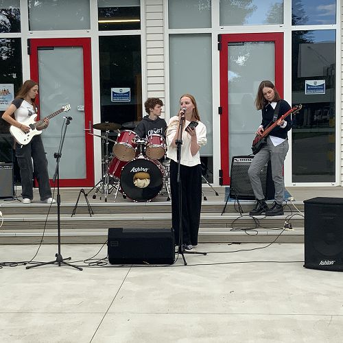 MC1R (L-R) Alicya Cook, Liam Morris, Jessica Stead and Holly Borham