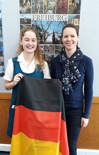 Samantha Romijn with Ms Watson