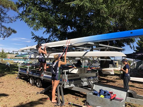 Wind warning! Make sure the boats are tied down good. 