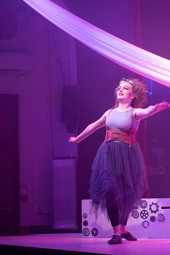 Drama Production 202 - Midsummers Night Dream