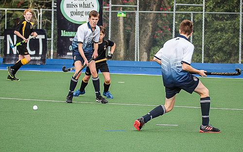Colts Hockey v Wellington College 