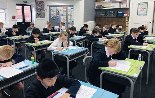 Year 5 students’ Hard-Pen Chinese Calligraphy writing