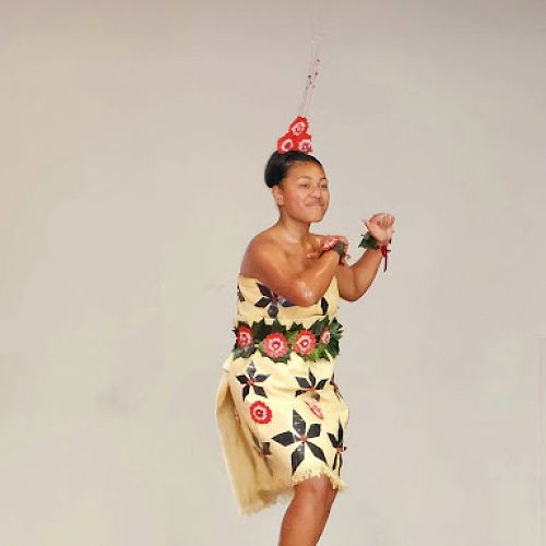 Pesi Leleifua performing a Tongan Tau'olunga on behalf of the Roncalli Pasifika Group