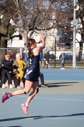 Billie Craig showing awesome aerial skills