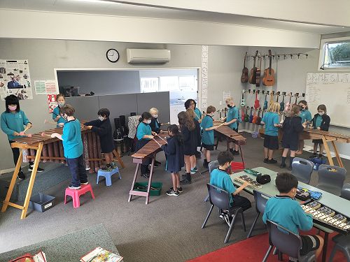 Students learning to play by rote on the marimba