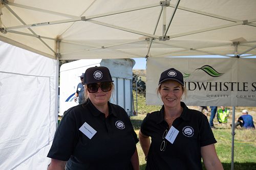 Megan and Georgie - part of the organising committee Windwhistle School 4WD High Country Tour 2023