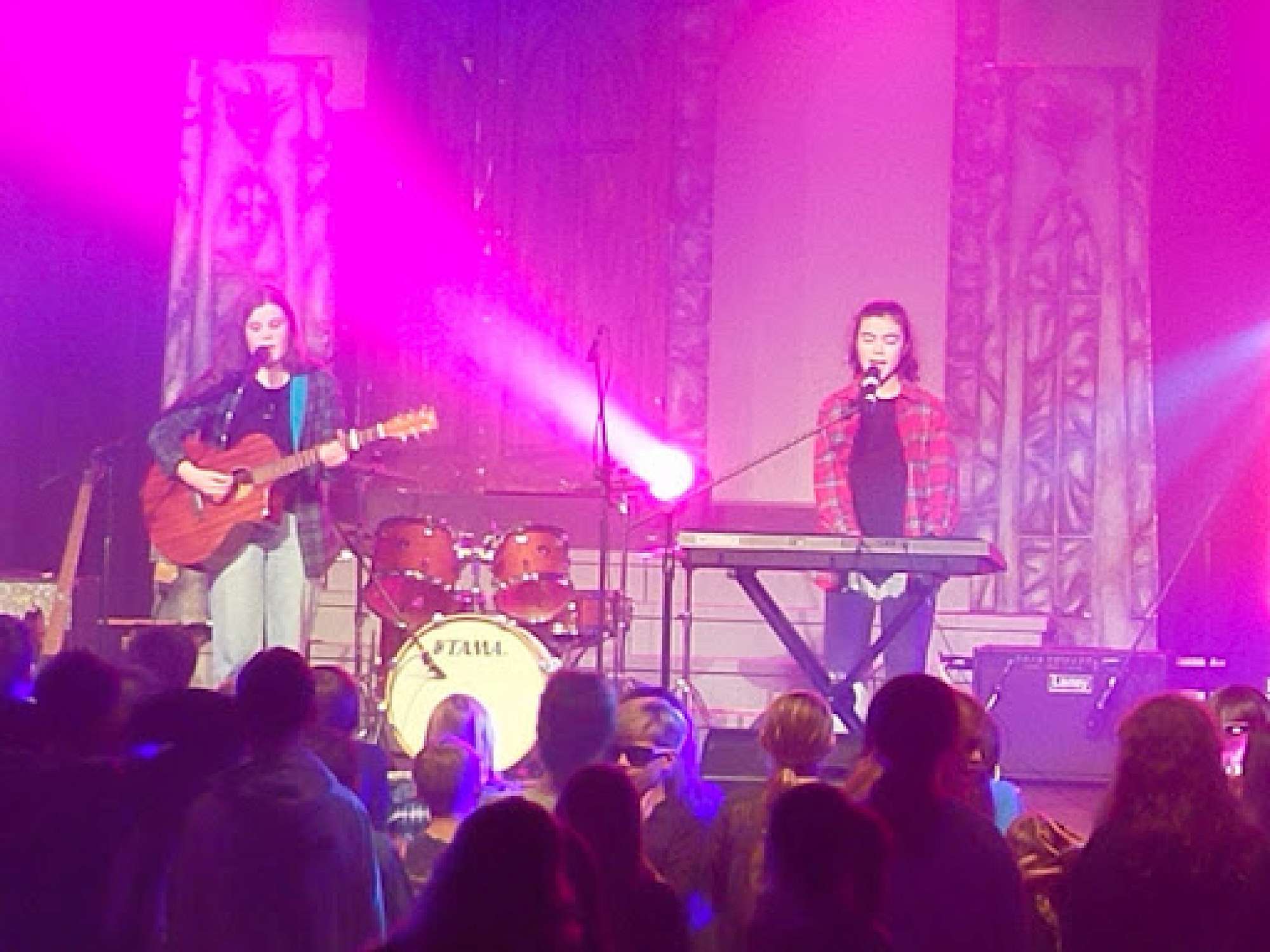 live-and-loud-rock-band-showcase