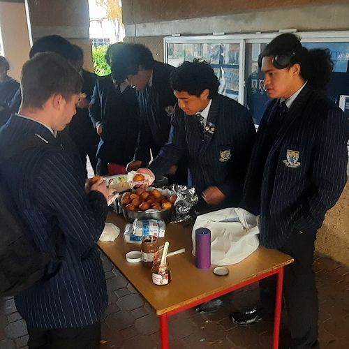 Samoan delicacies for lunch on Wednesday