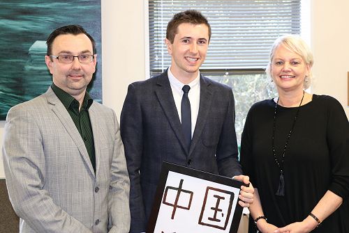 Past Dux returns to International Assembly