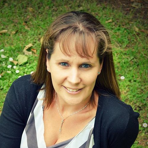 Lynley Gibson - Receptionist - 2017