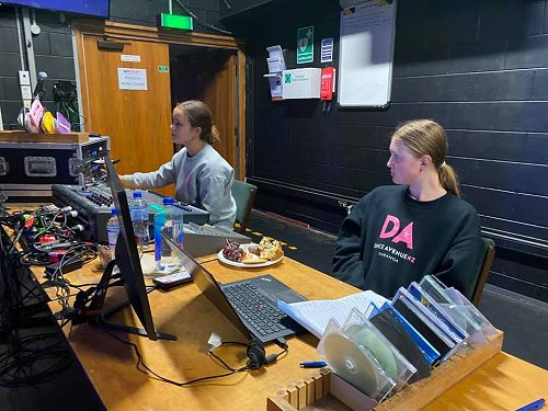 Taimana Randall & Samantha Cook