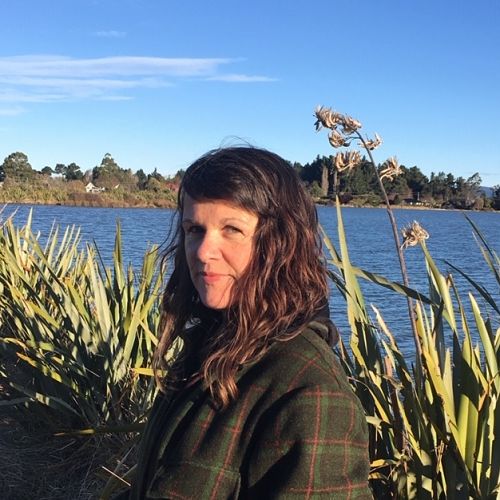 Iona Winter - And then the Wind Came