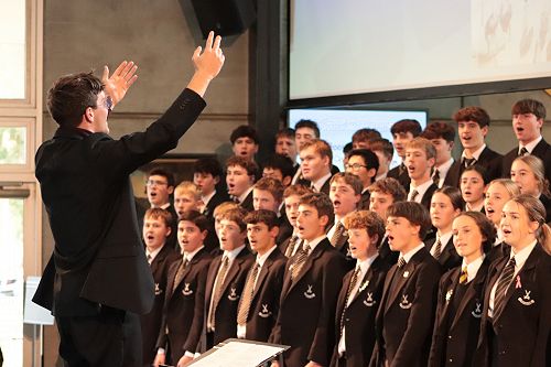 Belting on the chorus