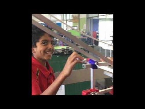 Video: EPro8 Robotic Giraffe