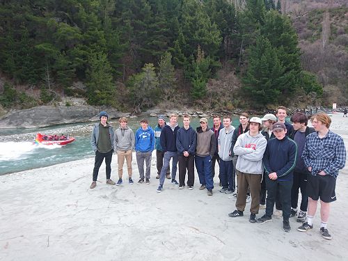Year 13 search for a solution to the problems of Tourism in Queenstown