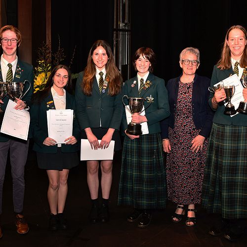 Top Prizewinners Jordan Doran, Heyley Currie, Brooklyn Beach, Freya Kersey, Mrs Stewart, Ruby Gill-Clifford