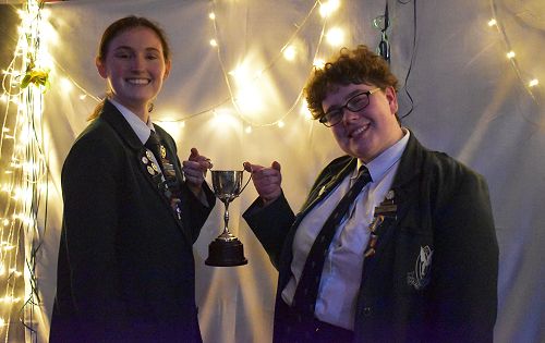 Sam Mills, Jasper Davis