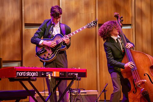 Chicks from Corea - ARA JazzQuest