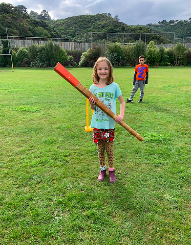 Having a go at Kilikiti (Samoan Cricket)