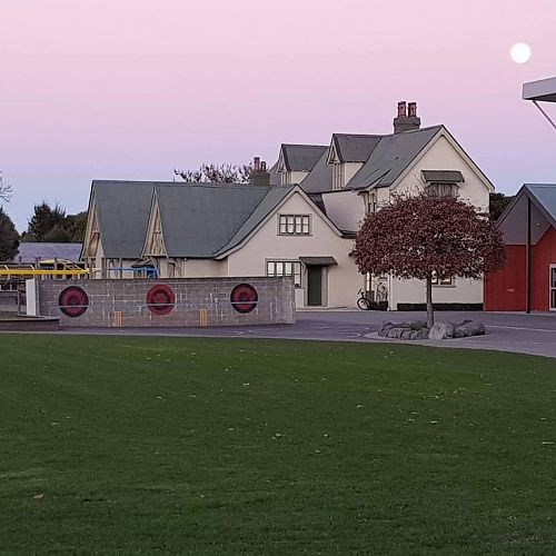 Middleton Grange School