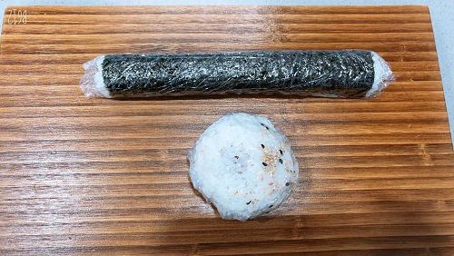 Sushi stick and ball