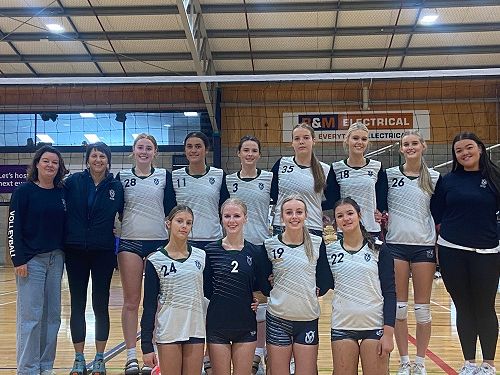 Volleyball nationals team including coaches and manager