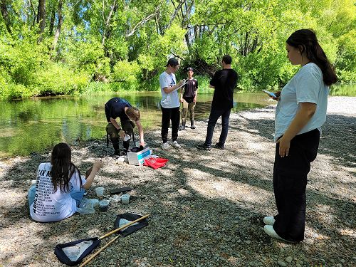 Te Waihora - He Puna Pūtaiao