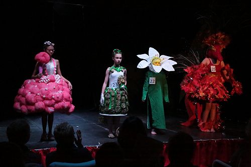2017 Wearable Arts Show  - Year 7&8 Open category - Gina Field, Amy Riach, Lilly Murcott and Sarah Lafleur