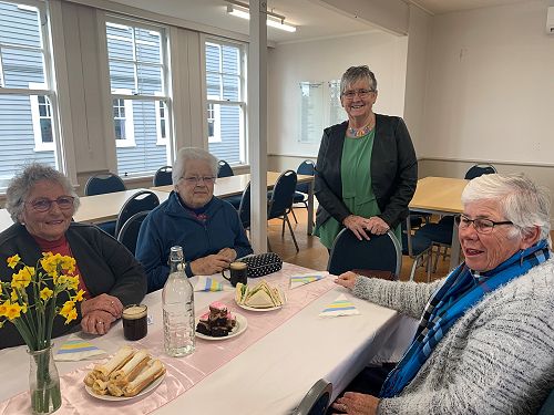 Pauline Topham, Helen Steven, Carol Boulton and Rosanne Walls