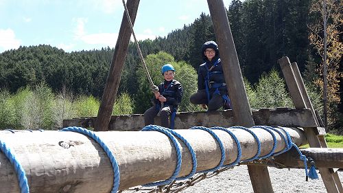 Cohen and Harry on the confidence course