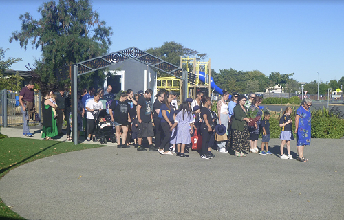 Manuhiri - supported by Whaea Christine