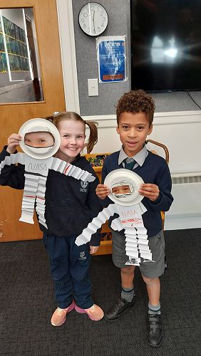 Eleanor and Hugh sharing their astronaut