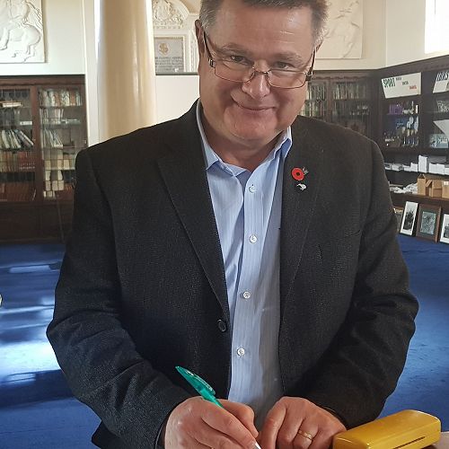 Professor Glyn Harper