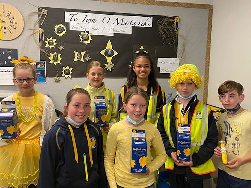 Daffodil Day 22 Student Exec