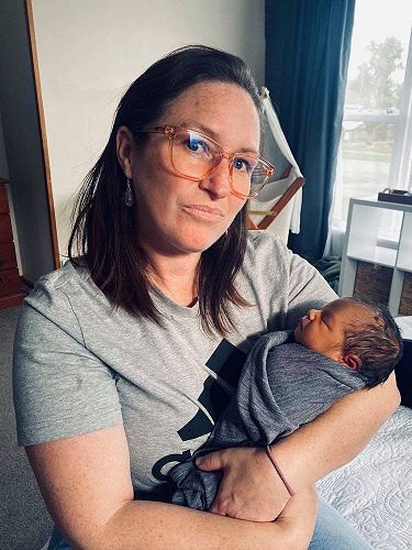 Whaea Holly and her moko