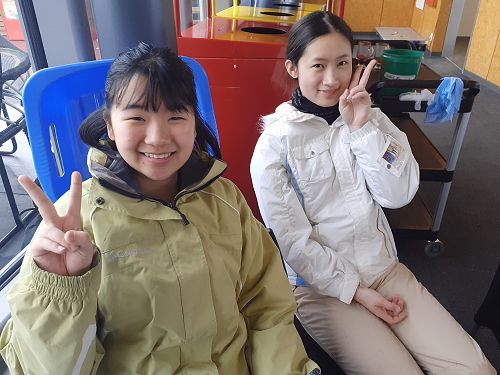 Yo-Yo Chen and Ruoling Xiao 