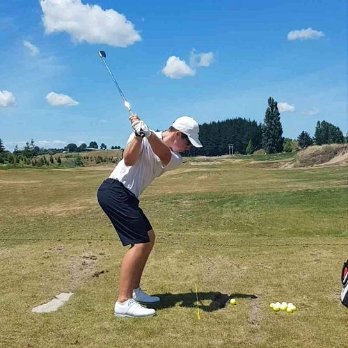 Cole Tosland (Year 13) - 2023 Golf Captain