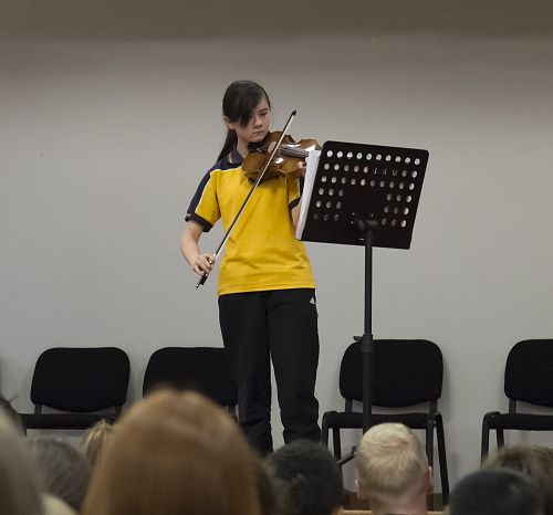 Sophie entertained us with her ability on the violin