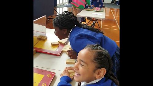 Video: Maths Mary-Jane and Reo