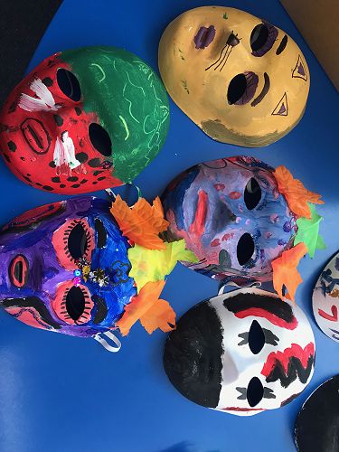 Team Harakeke Mask Making