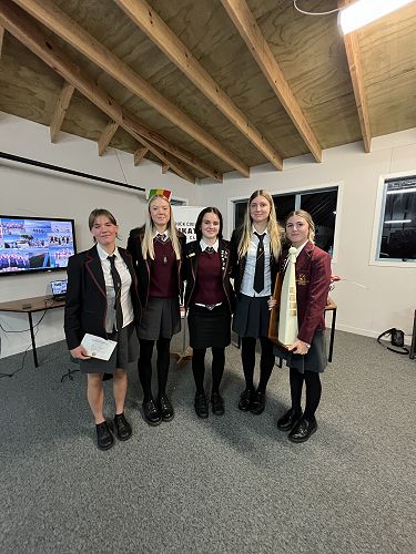 Best Performance by Crew - U18 4x