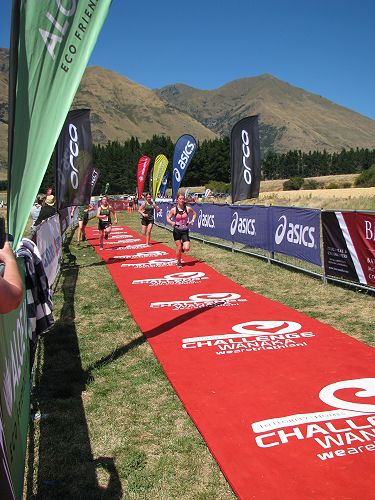 L-R: Lilly Kemp (obscured), Sarah Hay, Elita Hosie