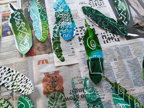 Kit Day Marae Feather dying activity