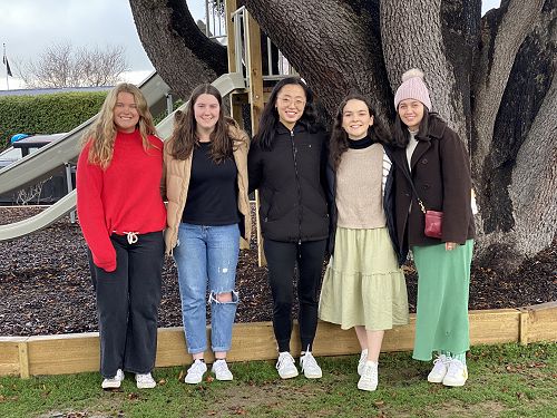 A fine set of alumni: Genevieve Walker-Radich, Anna McCaughan, Isabella Lau, Lydia Christensen & Lydia Joseph