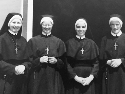 Sisters Doreen Hannan, Marina Norris, Lyndall Brown and Patricia Thompson in Tainui, Dunedin