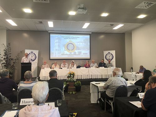 President Terry addressing delegates.