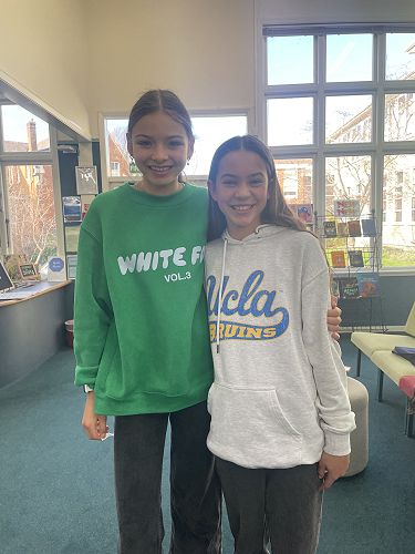 Honor and Bella (Y7)