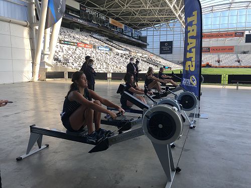 And they are off.......rowing leg to begin!